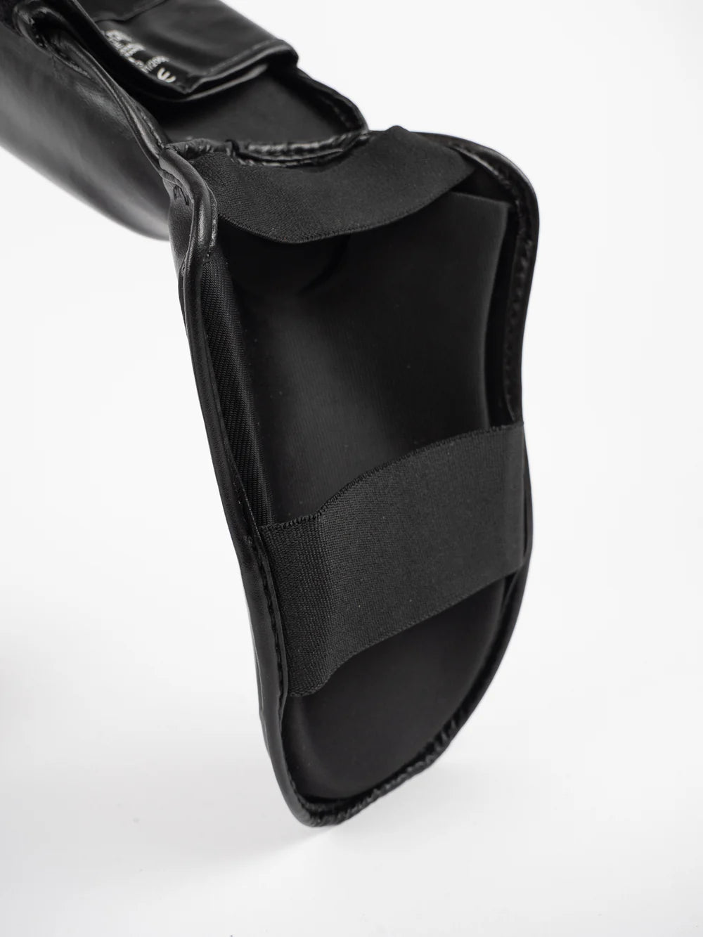 FURIOUS SHIN & INSTEP GUARDS Metal Boxe